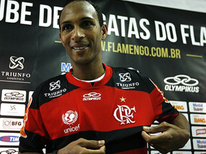 Brasileirão 2012: Liedson deverá fazer sua reestreia pelo Flamengo neste sábado