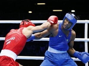 Olimpíadas 2012: Esquiva leva o Brasil para sua primeira final no boxe