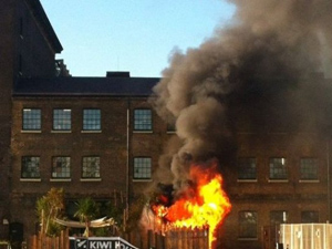 Londres 2012: neozelandesas fazem churrasco e colocam fogo em casa de Londres