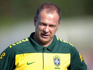 Brasil x Argentina 2012 se enfrentam hoje em jogo do Superclássico