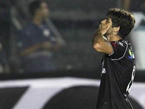 Brasileirão 2012 - Vasco vence o Palmeiras de virada e permanece no G4