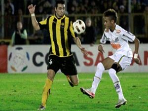 Neymar decide e Santos conquista a Recopa Sul-americana