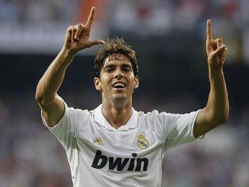 Liga dos Campeões 2012 - Com Kaká de titular, Real Madrid goleou o Ajax 