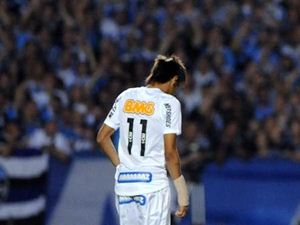 Neymar é expulso, mas Santos segura o Grêmio no Olímpico