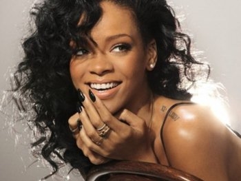 Rihanna atrasa show em Boston em quase três horas