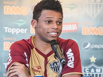 Após empréstimos, André volta ao Atlético-MG e espera mais oportunidades