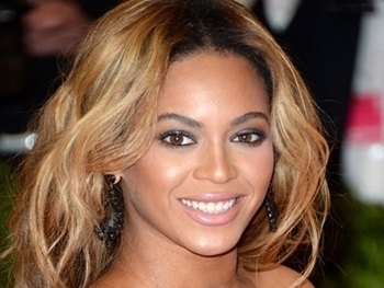 Beyoncé fala sobre igualdade de gêneros em artigo