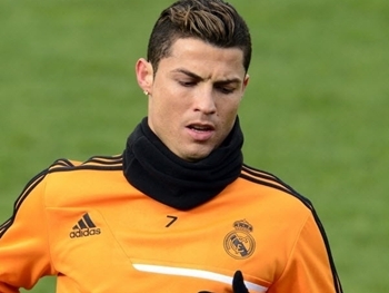 Cristiano Ronaldo é o jogador mais rico do planeta, afirma site