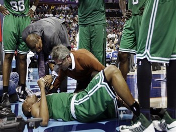 NBA: Leandrinho se lesiona