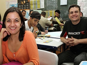 Servidores da Educação de São Paulo receberão R$ 700 milhões em bônus na próxima segunda-feira