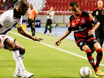 Vasco 1 x 1 Flamengo: Rivais empatam e Rubro-Negro leva vantagem na final do Carioca 2014