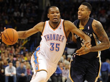 NBA: Oklahoma City Thunder bate San Antonio Spurs e empata série dos playoffs
