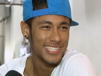 Neymar diz que sempre esteve junto de Bruna Marquezine