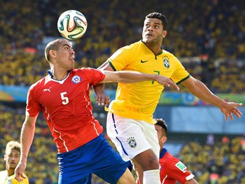 Brasil 1 (3) x 1 (2) Chile: Seleção sofre, Julio César brilha e equipe está nas quartas da Copa do Mundo 2014