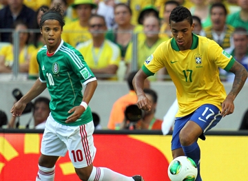 Brasil x México: Seleção tenta se isolar na liderança do Grupo A da Copa do Mundo 2014
