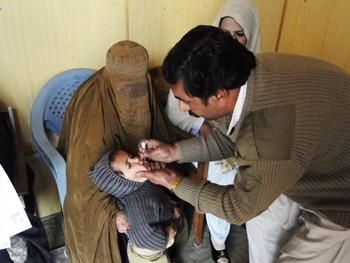Organização Mundial de Saúde demonstra preocupação em relação a atuação de vírus da pólio no Paquistão