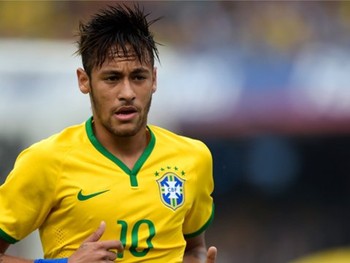 Neymar declara que ainda é cedo para pensar em casamento com Bruna Marquezine